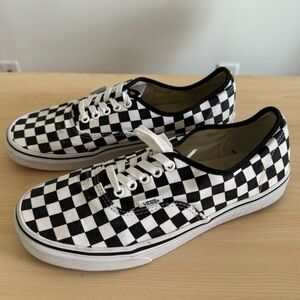 Vans Checkerboard Lace Up Skate Shoe Men’s sz 9 Women’s Sz 10.5